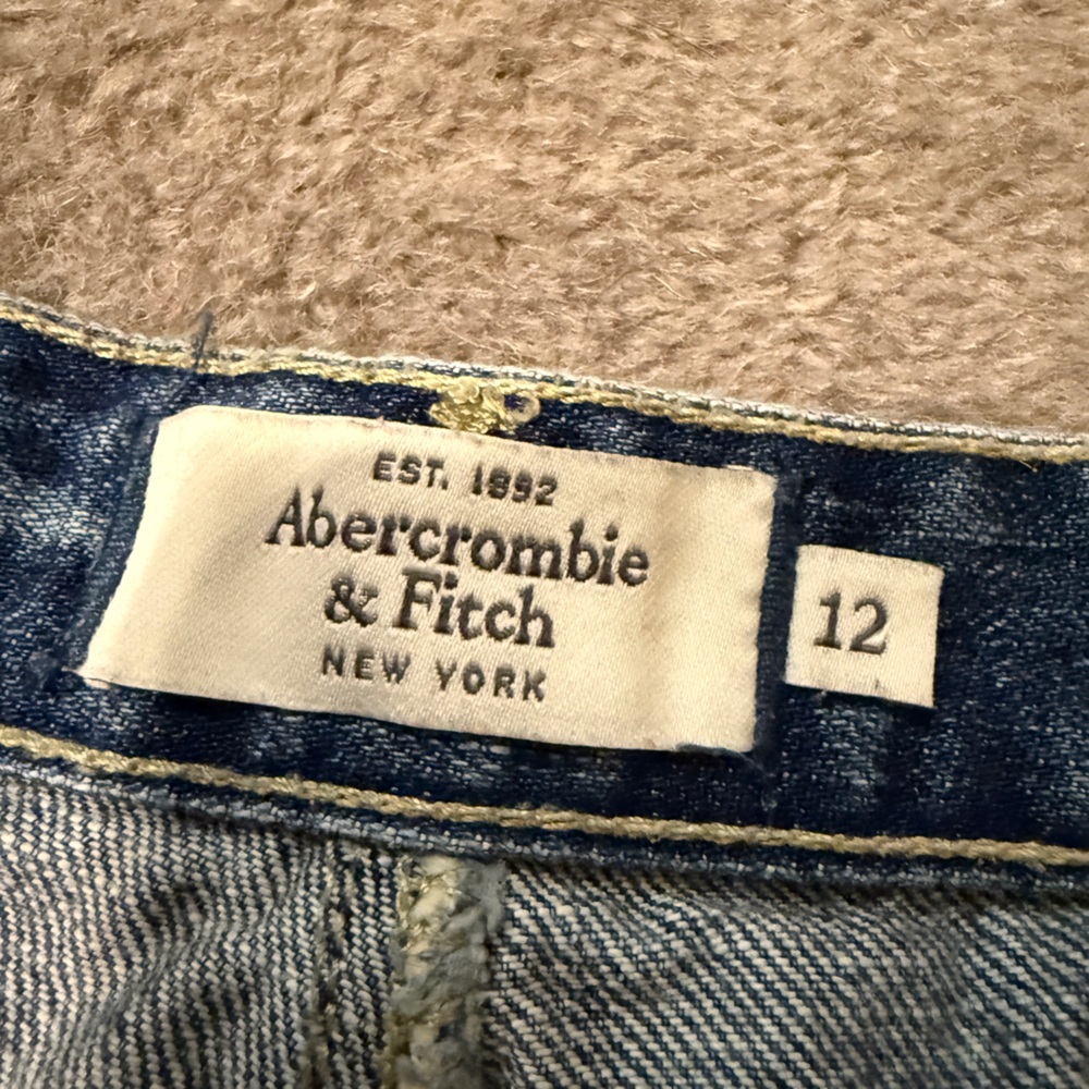 Abercrombie & Fitch Denim Mini Skirt Size 12 Y2K Low Rise Distressed Frayed Hem - Picture 2 of 5